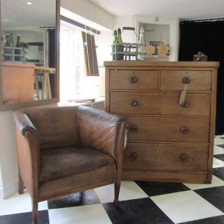 Leather tub armchair