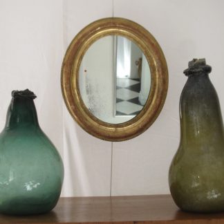 Medallion oval mirror