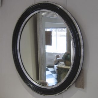 Stylish ebonized oval