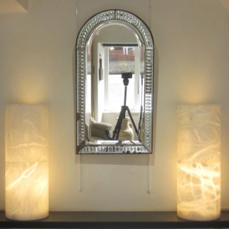 Arch top Venetian